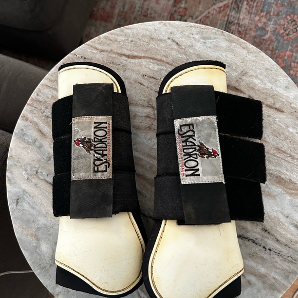 Eskradron white brushing boots large - Picture 3 of 8